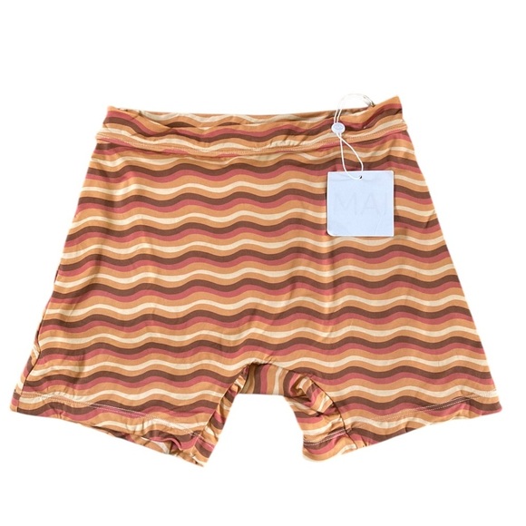 Mai Deluxe Collection Every Day Shorts NWT High Rise in Groove 70s Wave - Picture 1 of 6